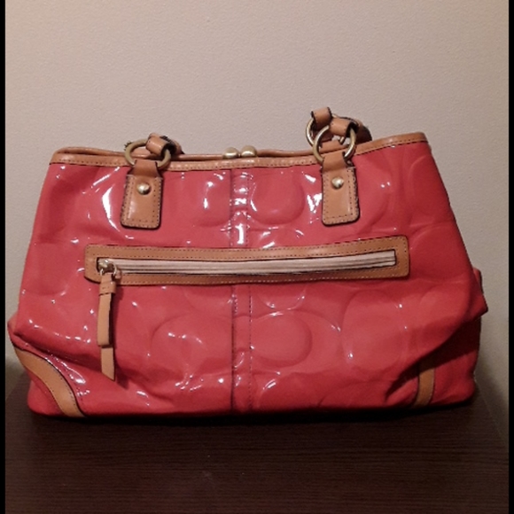 Coach large melon patent leather satchel handbag - Picture 2 of 7